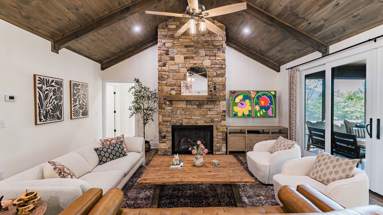 Photo of Bedroom in Lake Lure