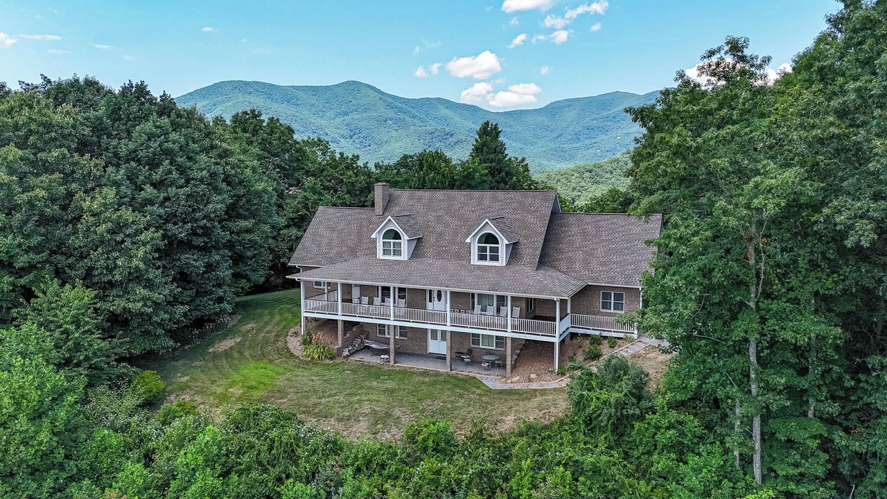 Photo of Outdoor in Black Mountain