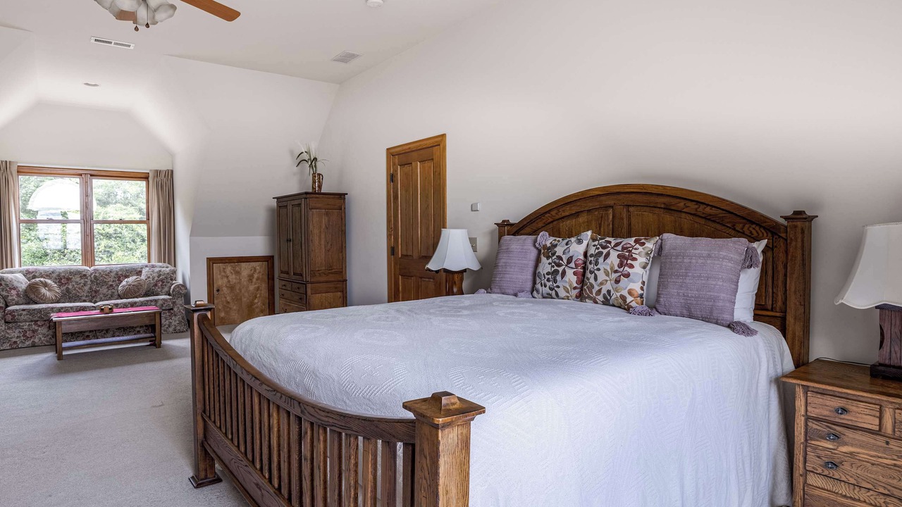 Photo of Bedroom in Black Mountain