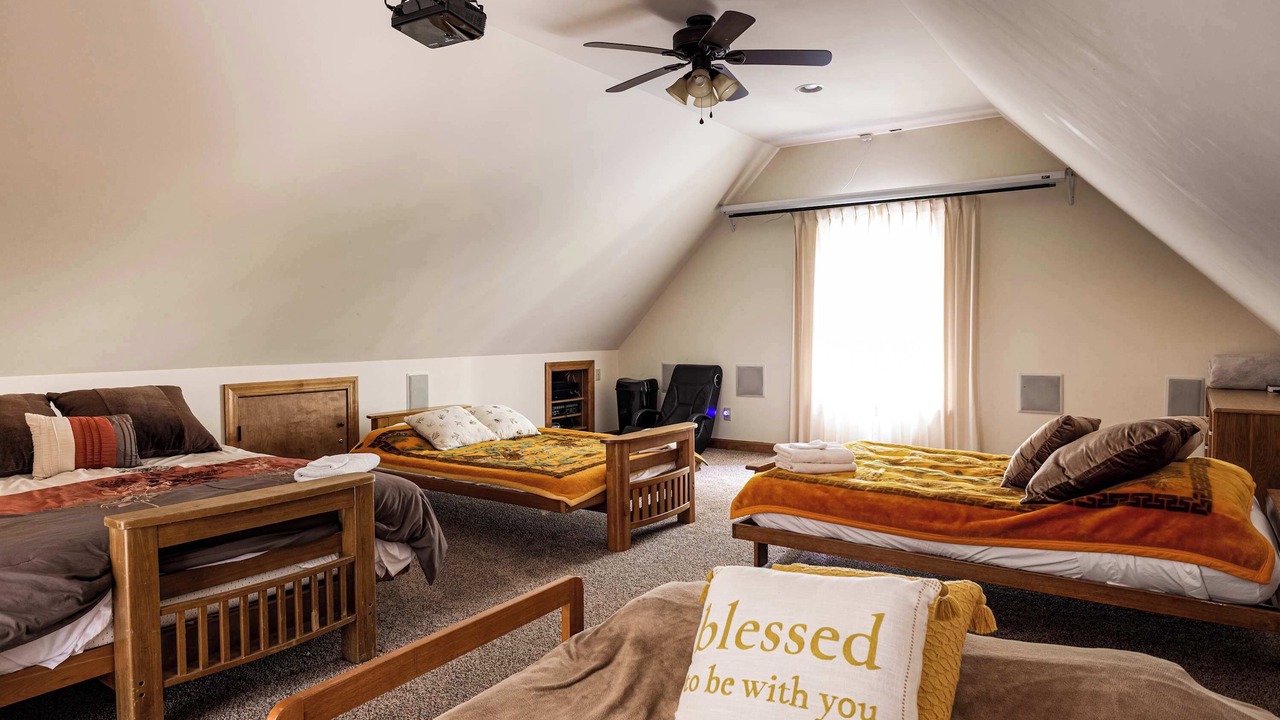 Photo of Bedroom in Black Mountain