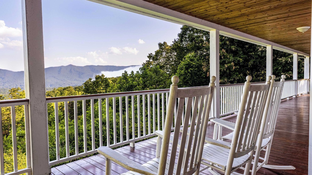 Photo of Patio Balcony in Black Mountain