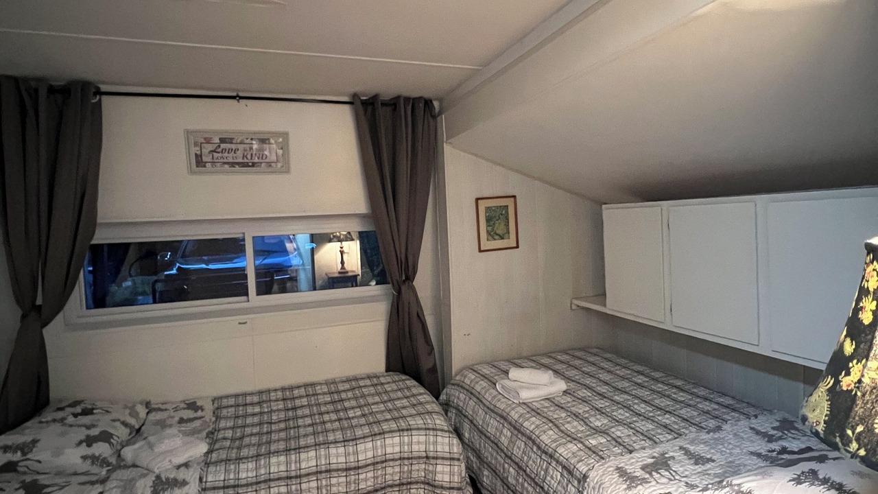 Photo of Bedroom in Newland