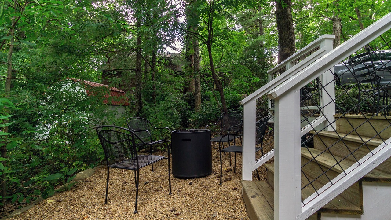Photo of Outdoor in Black Mountain