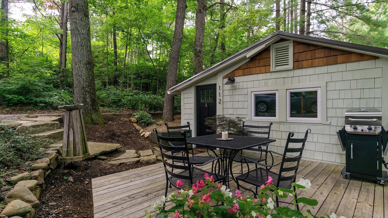 Photo of Outdoor in Black Mountain