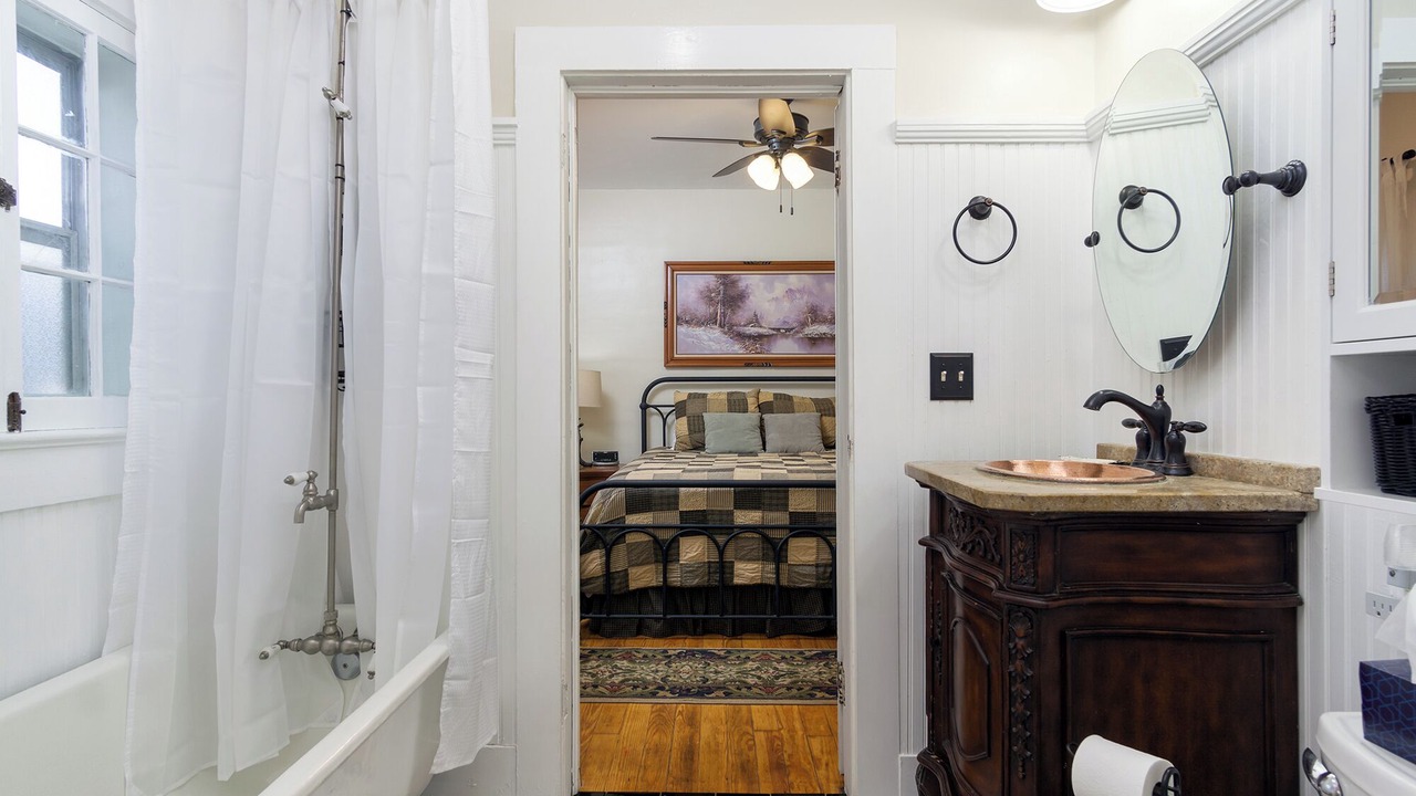 Photo of Bathroom in Black Mountain