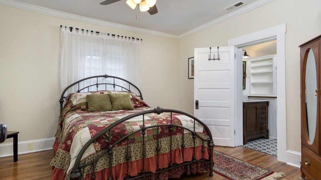 Photo of Bedroom in Black Mountain