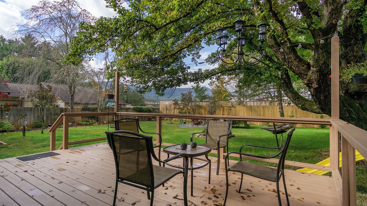 Photo of Outdoor in Black Mountain