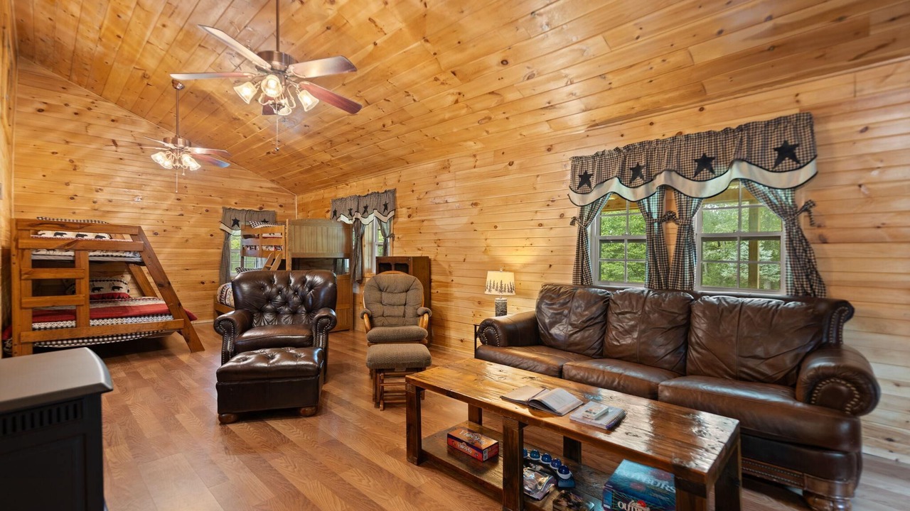 Photo of Livingroom in Rogers