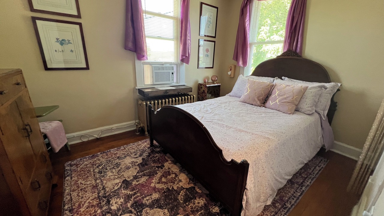Photo of Bedroom in Romney