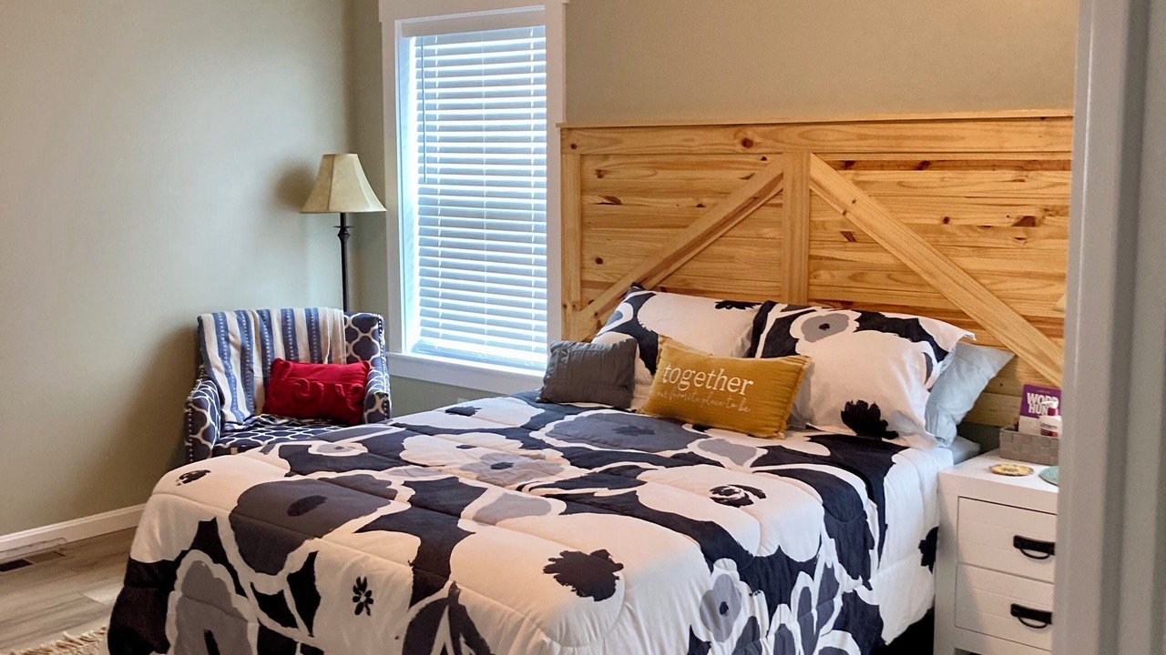 Photo of Bedroom in Dry Ridge