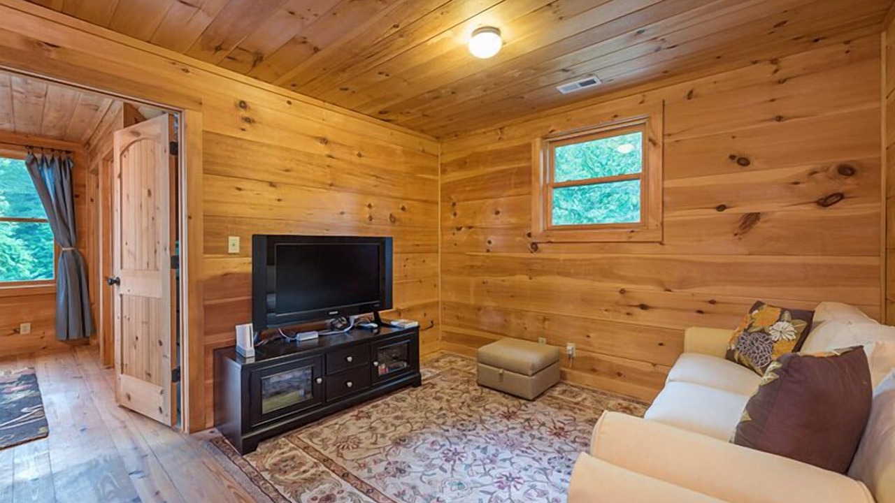 Photo of Livingroom in Fairview