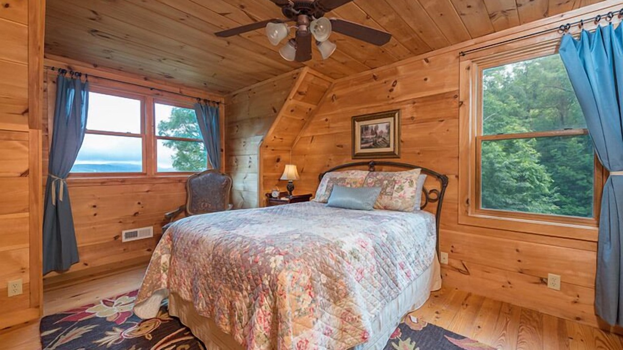 Photo of Bedroom in Fairview