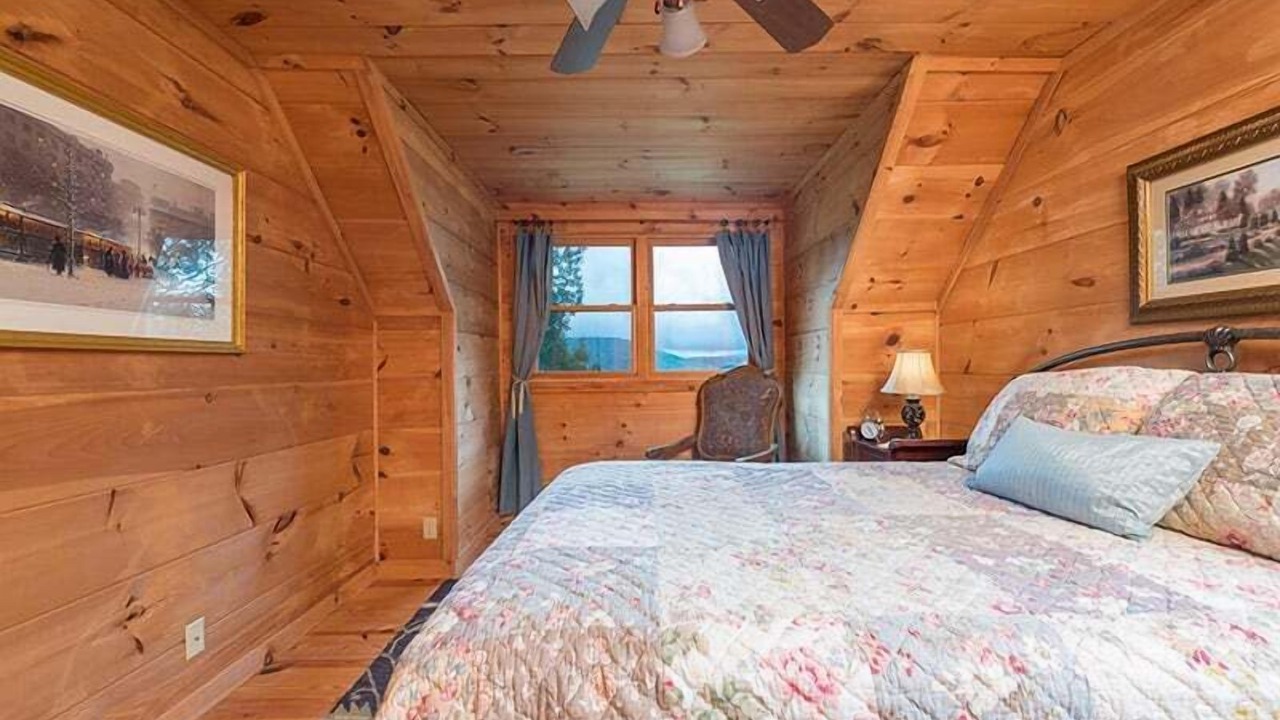 Photo of Bedroom in Fairview