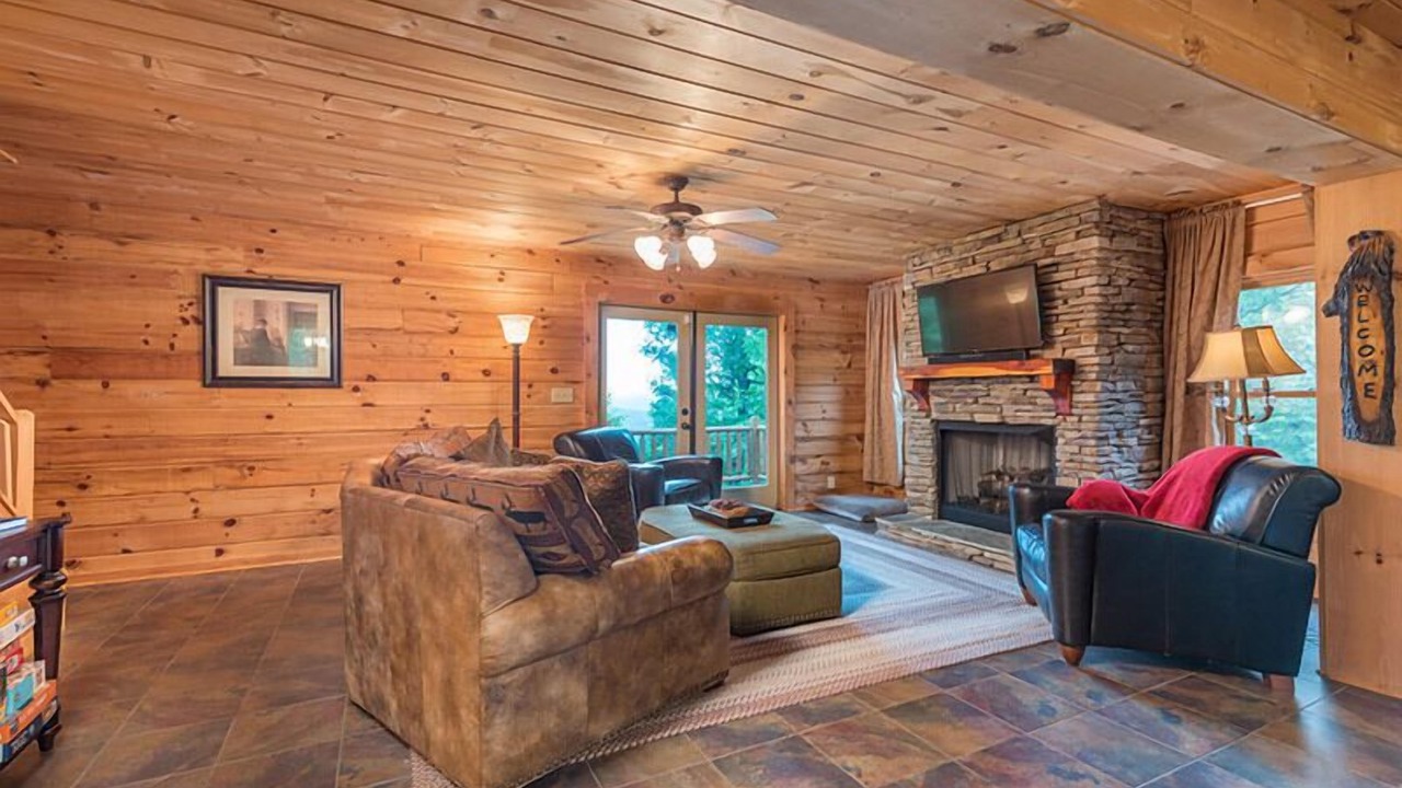 Photo of Livingroom in Fairview