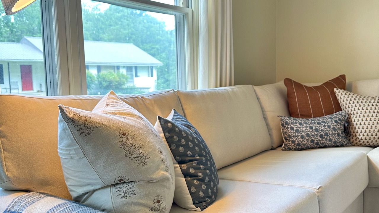 Photo of Livingroom in Jonesborough