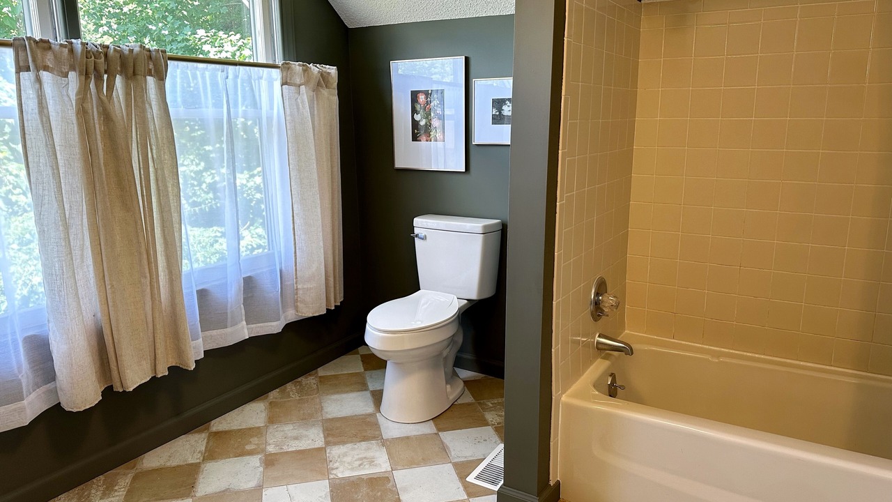 Photo of Bathroom in Jonesborough