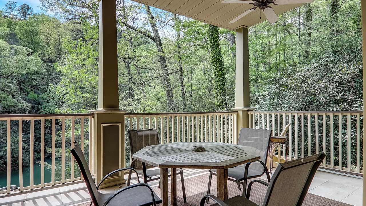Photo of Outdoor in Lake Lure