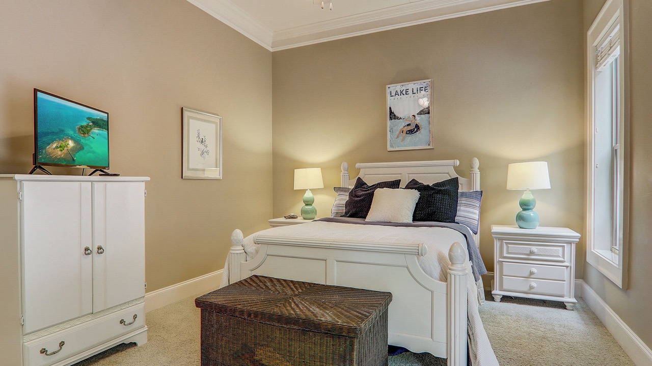 Photo of Bedroom in Lake Lure