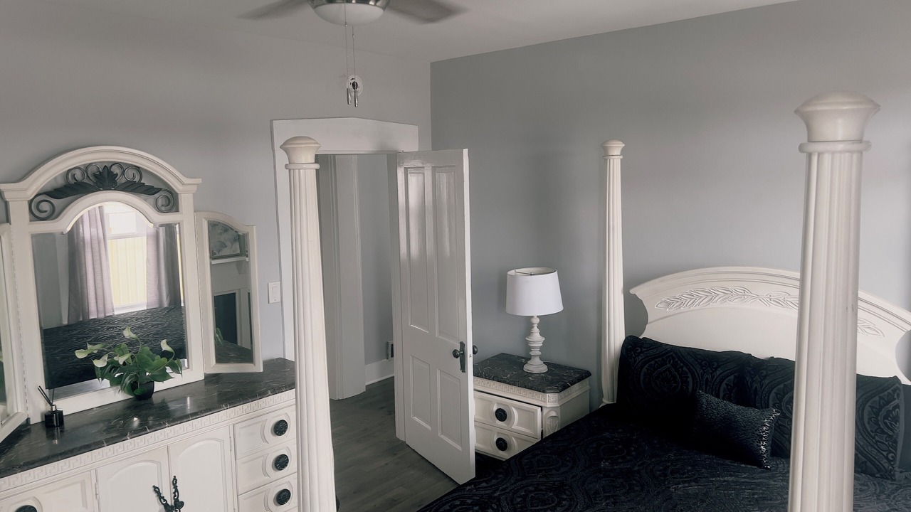 Photo of Bedroom in Northside District