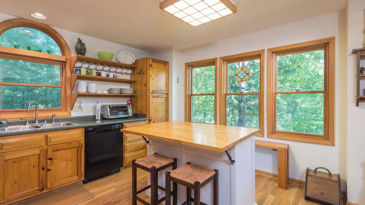 Photo of Kitchen in Black Mountain