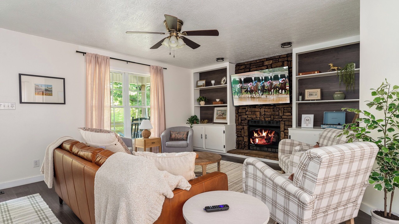Photo of Livingroom in Perry Park