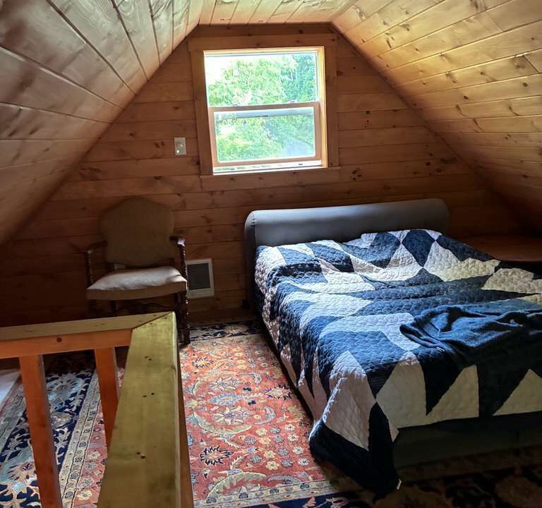 Photo of Bedroom in Elk Garden