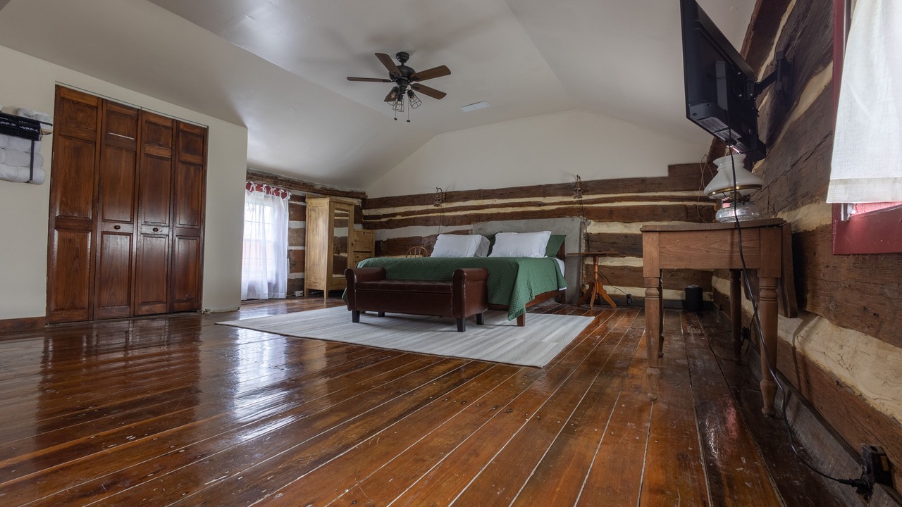 Photo of Bedroom in Lexington