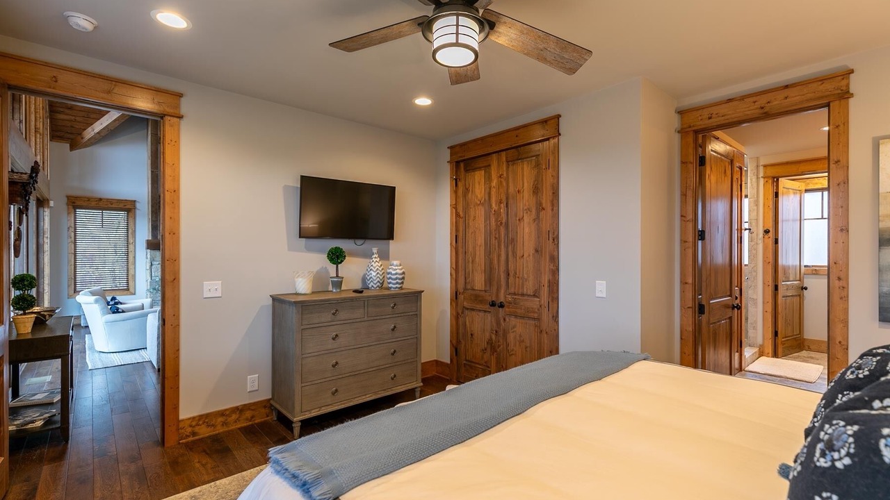 Photo of Bedroom in Banner Elk