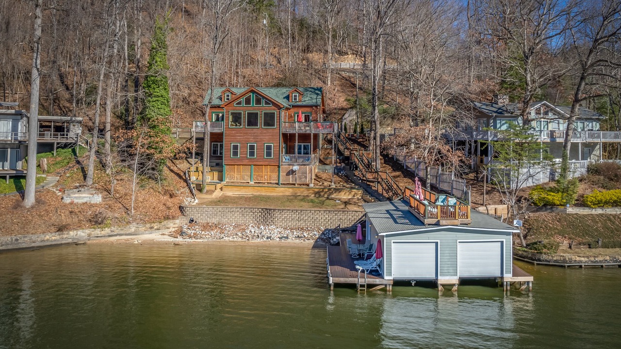 Photo of Outdoor in Lake Lure