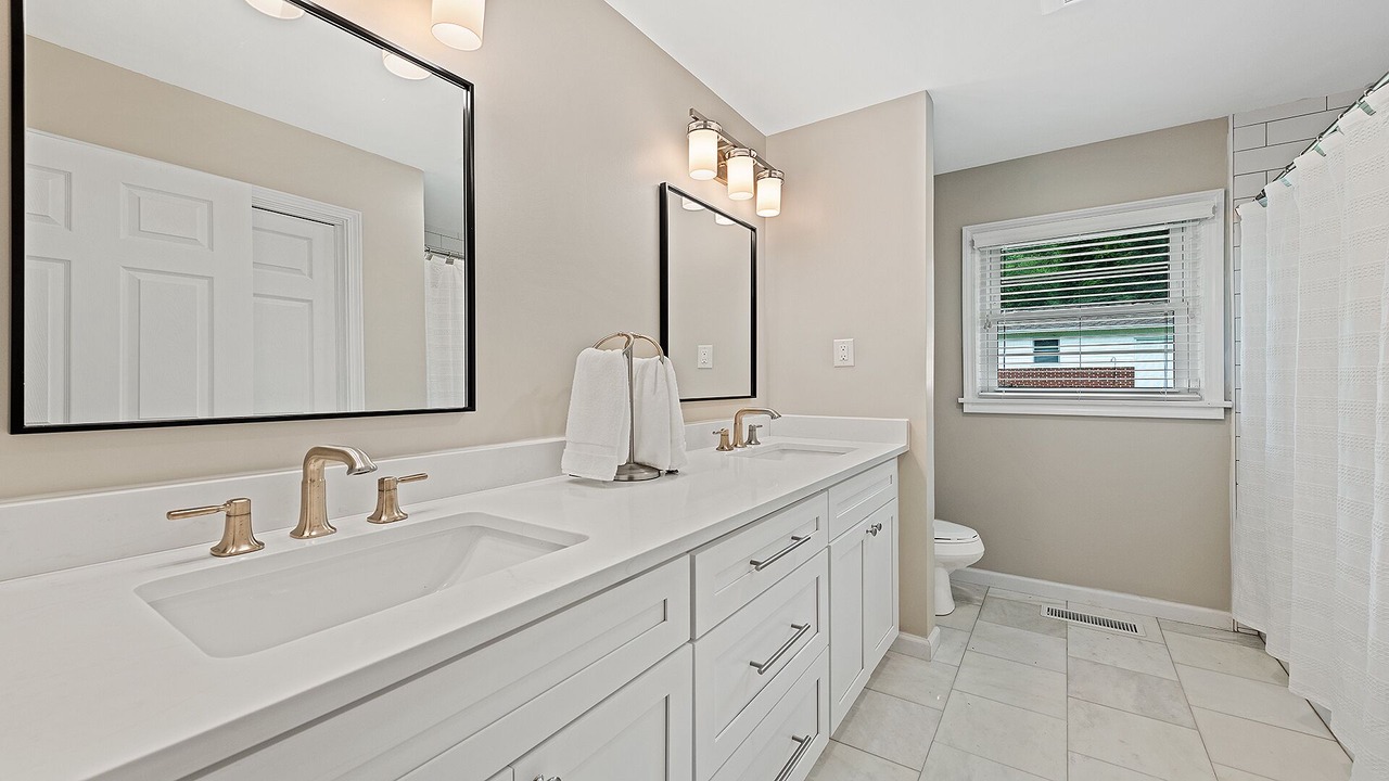 Photo of Bathroom in Clyde