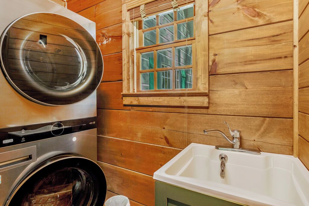 Photo of Bathroom in Rutherfordton