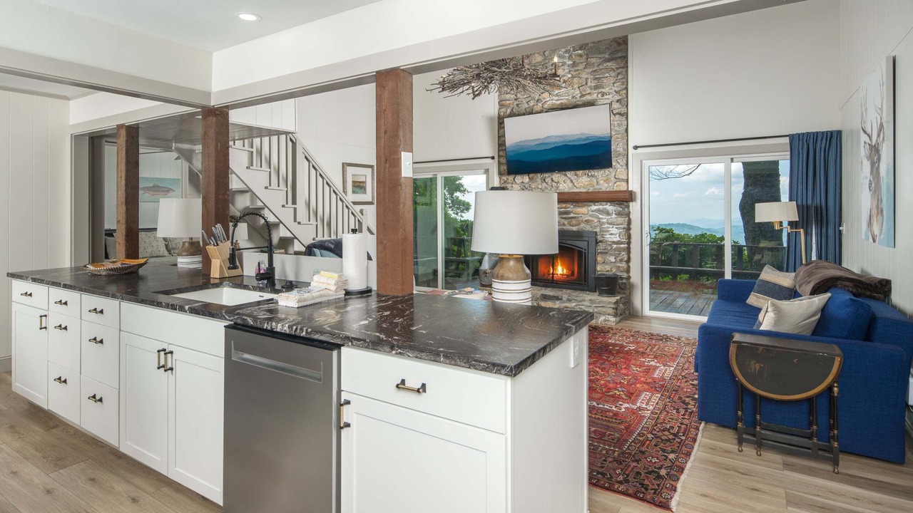 Photo of Livingroom in Boone