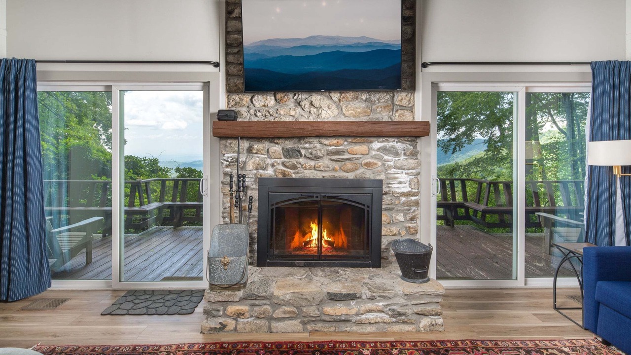 Photo of Livingroom in Boone