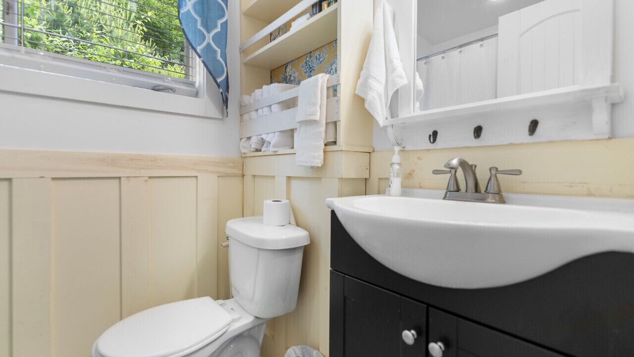 Photo of Bathroom in Blowing Rock