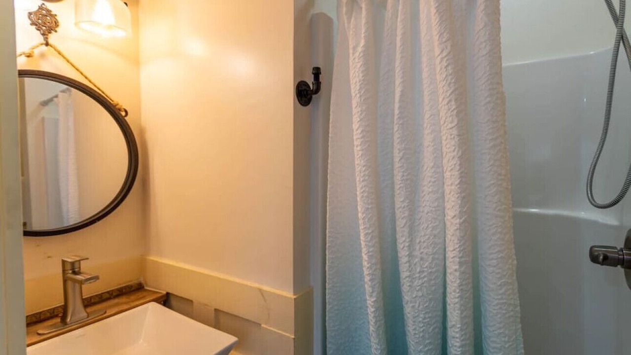 Photo of Bathroom in Blowing Rock