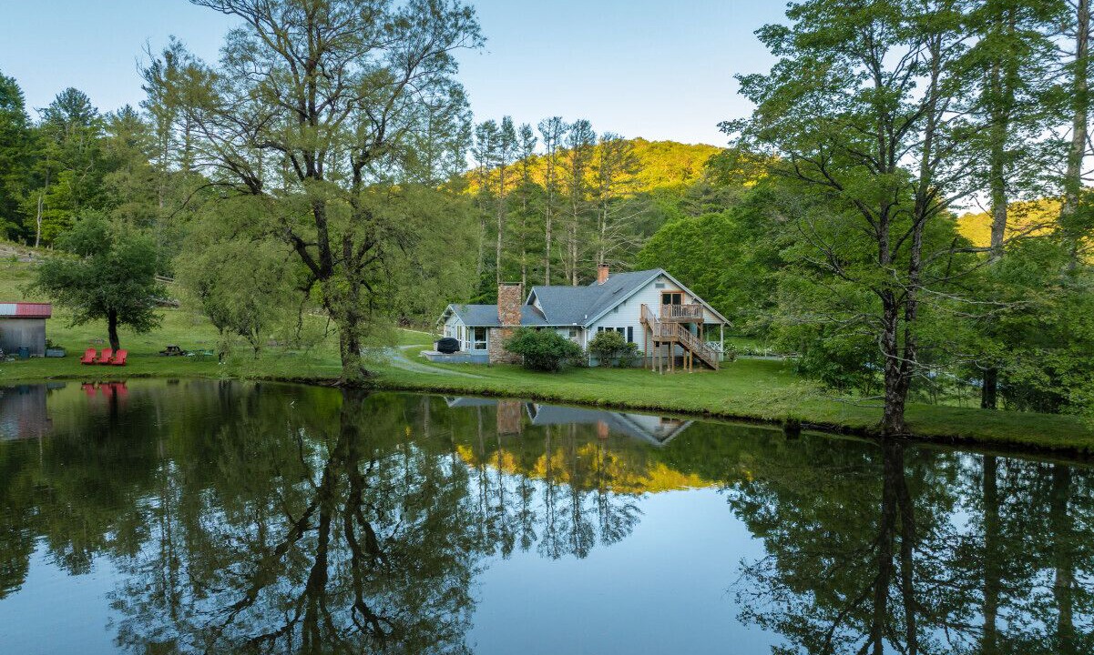 Photo of Others in Blowing Rock