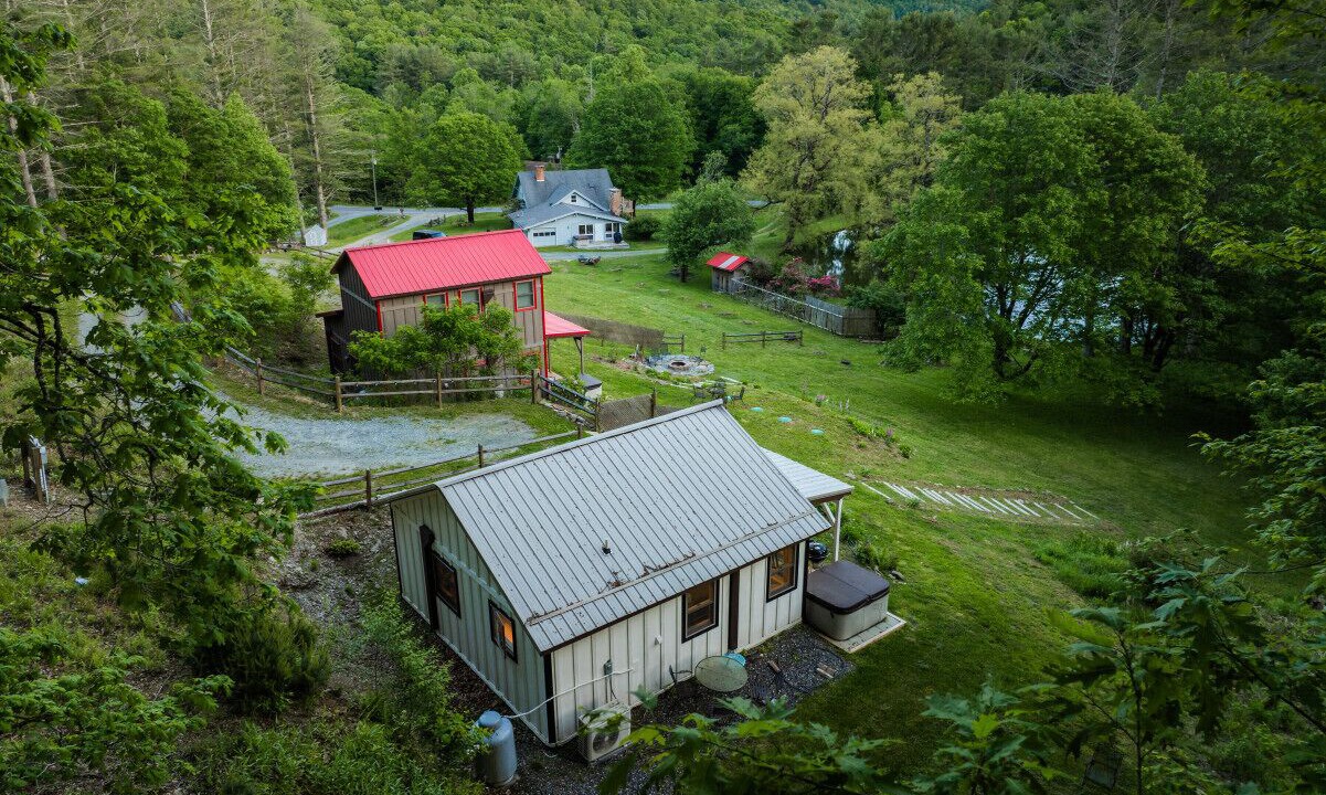 Photo of Others in Blowing Rock