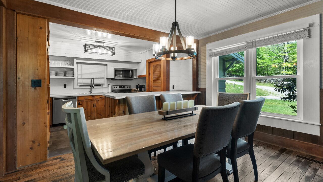 Photo of Livingroom in Blowing Rock