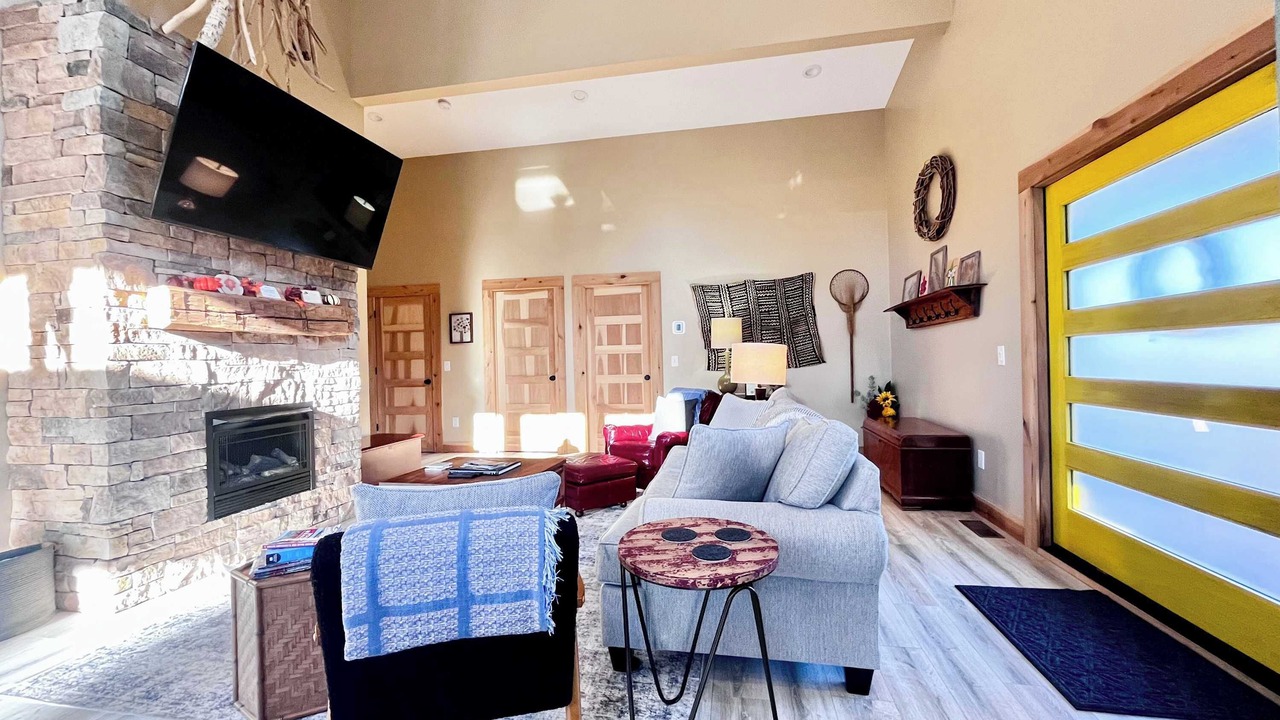 Photo of Livingroom in Rogers