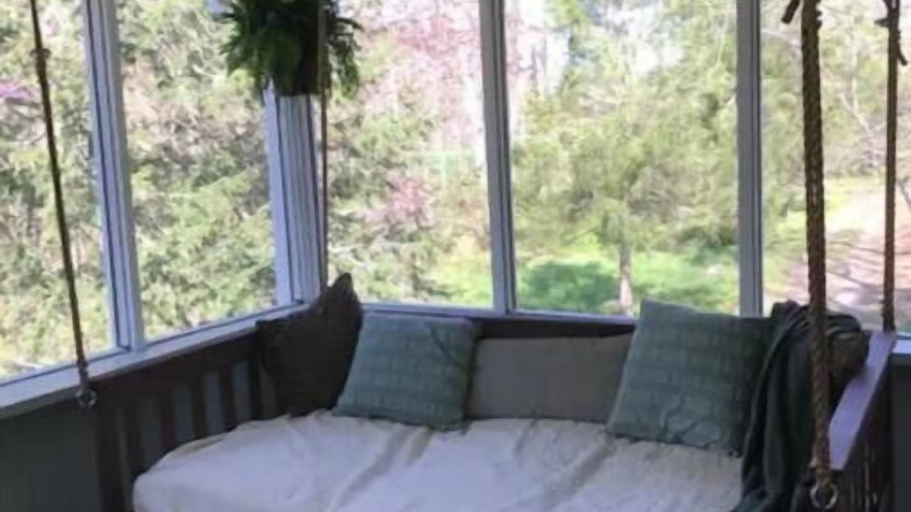 Photo of Bedroom in Berkeley Springs