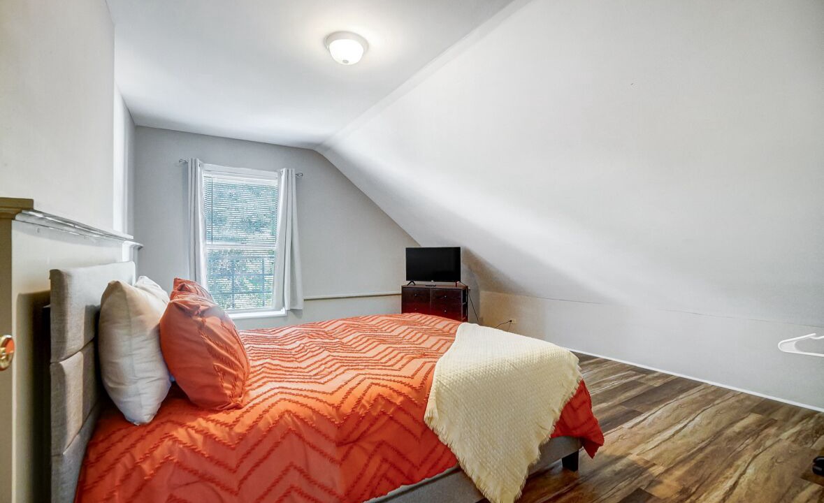Photo of Bedroom in East Price Hill