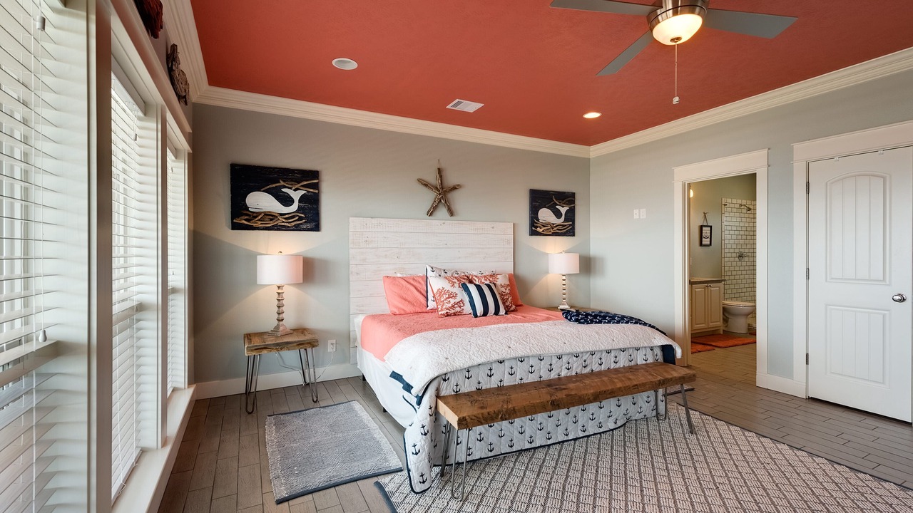Photo of Bedroom in Crystal Beach