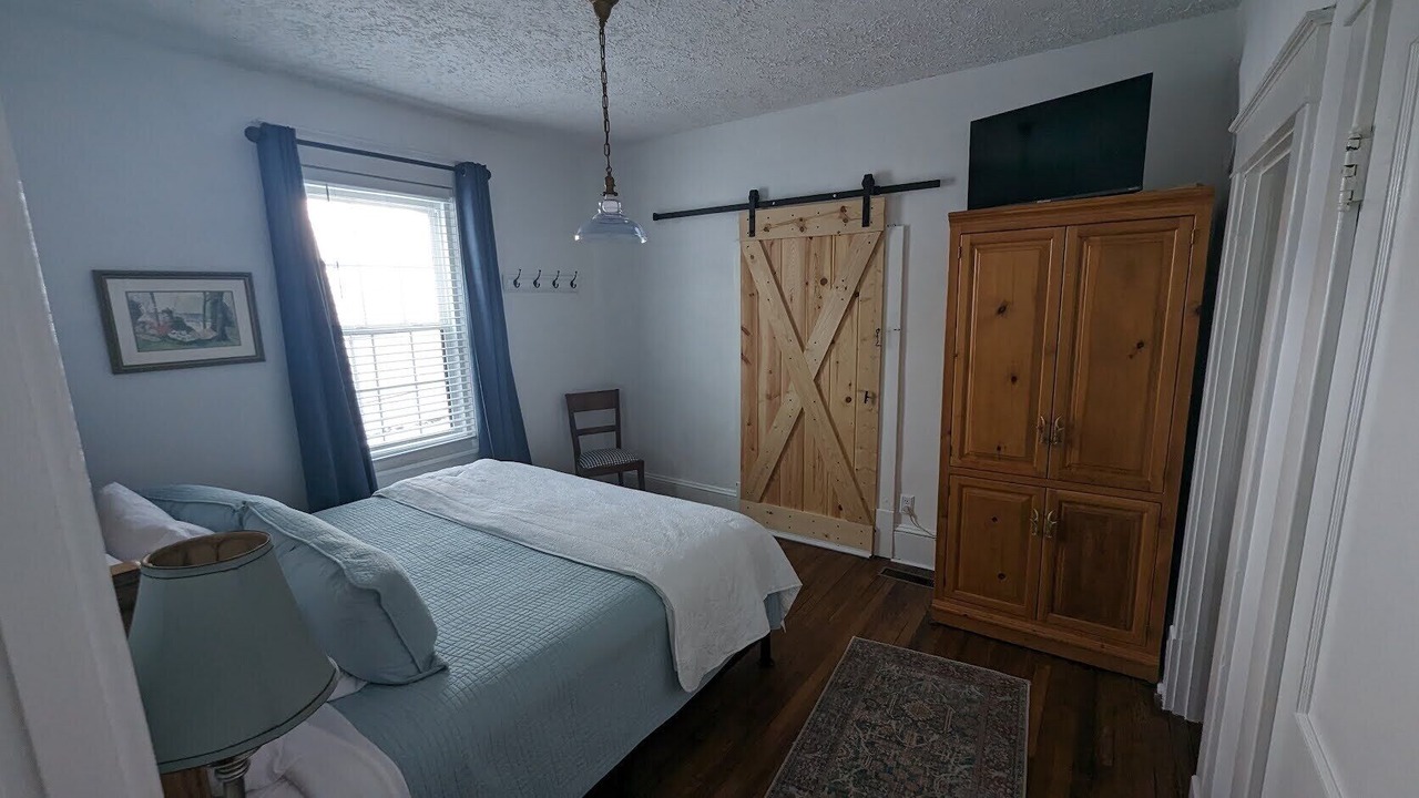 Photo of Bedroom in Newland