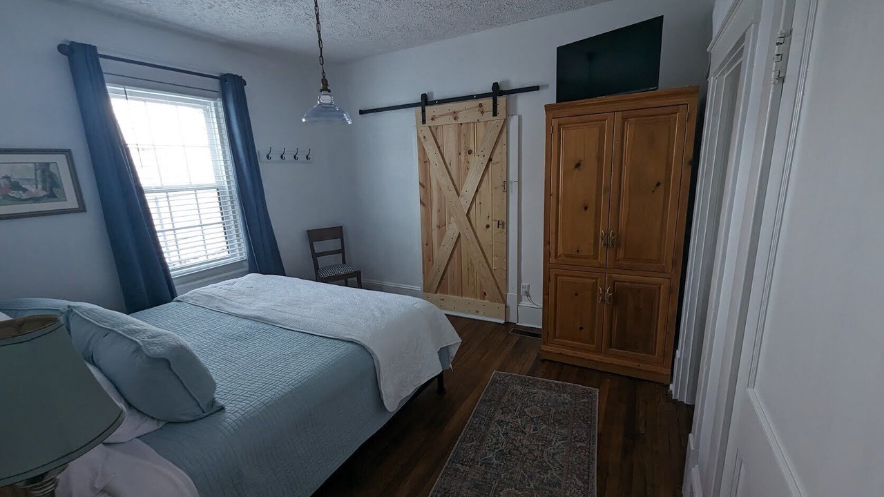 Photo of Bedroom in Newland
