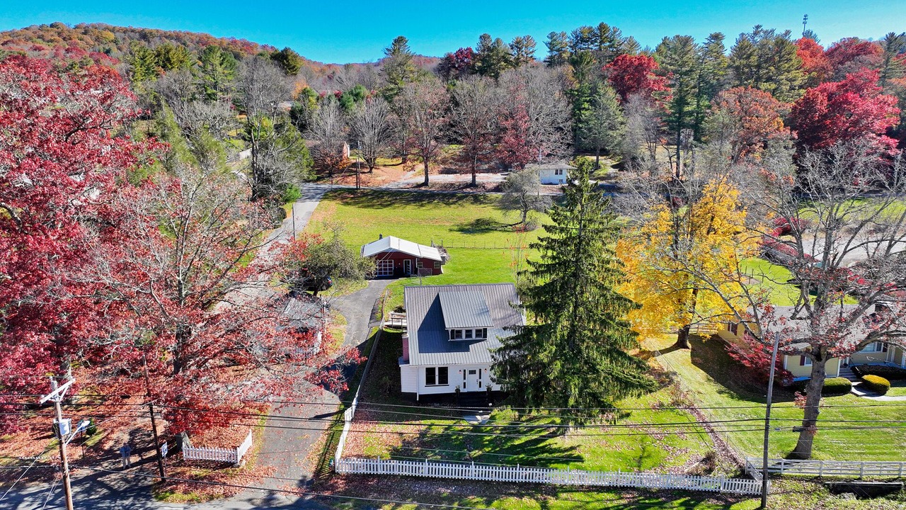 Photo of Outdoor in Newland