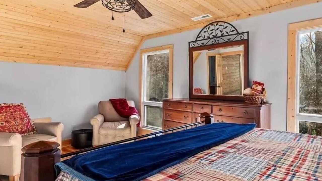 Photo of Bedroom in Newland