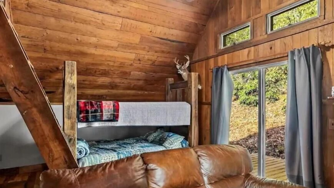 Photo of Bedroom in Newland