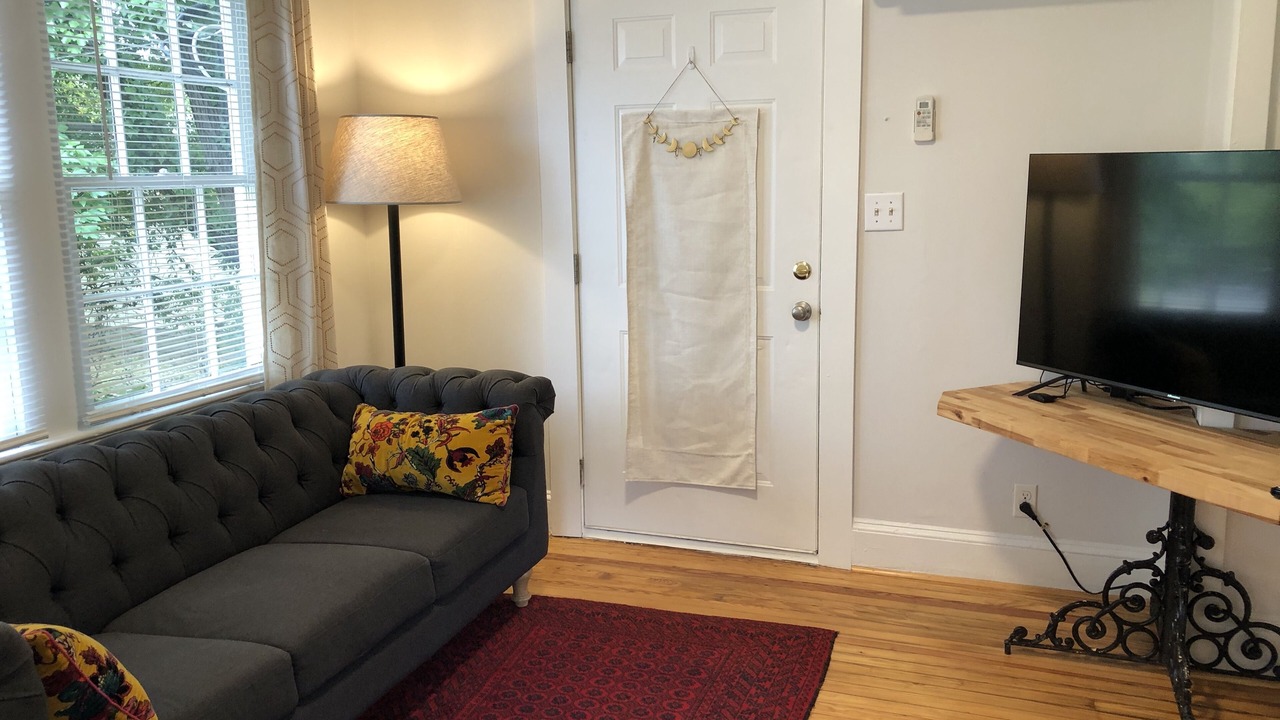Photo of Livingroom in Statesville