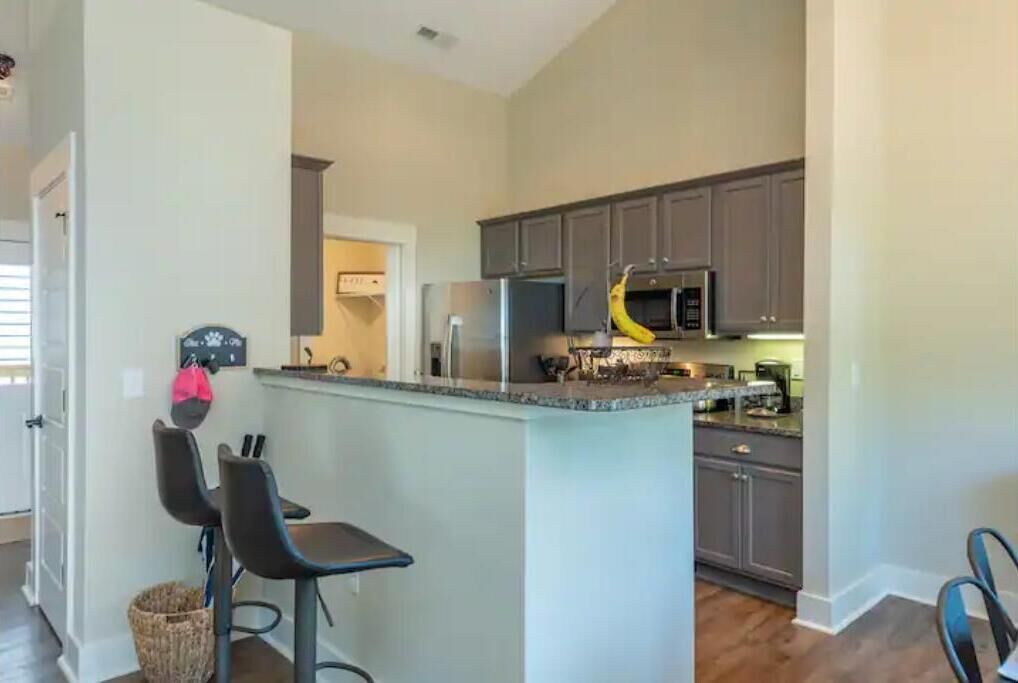 Photo of Bedroom in Five Points