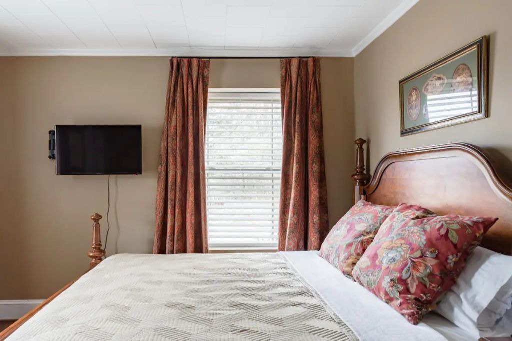 Photo of Bedroom in Rutherfordton